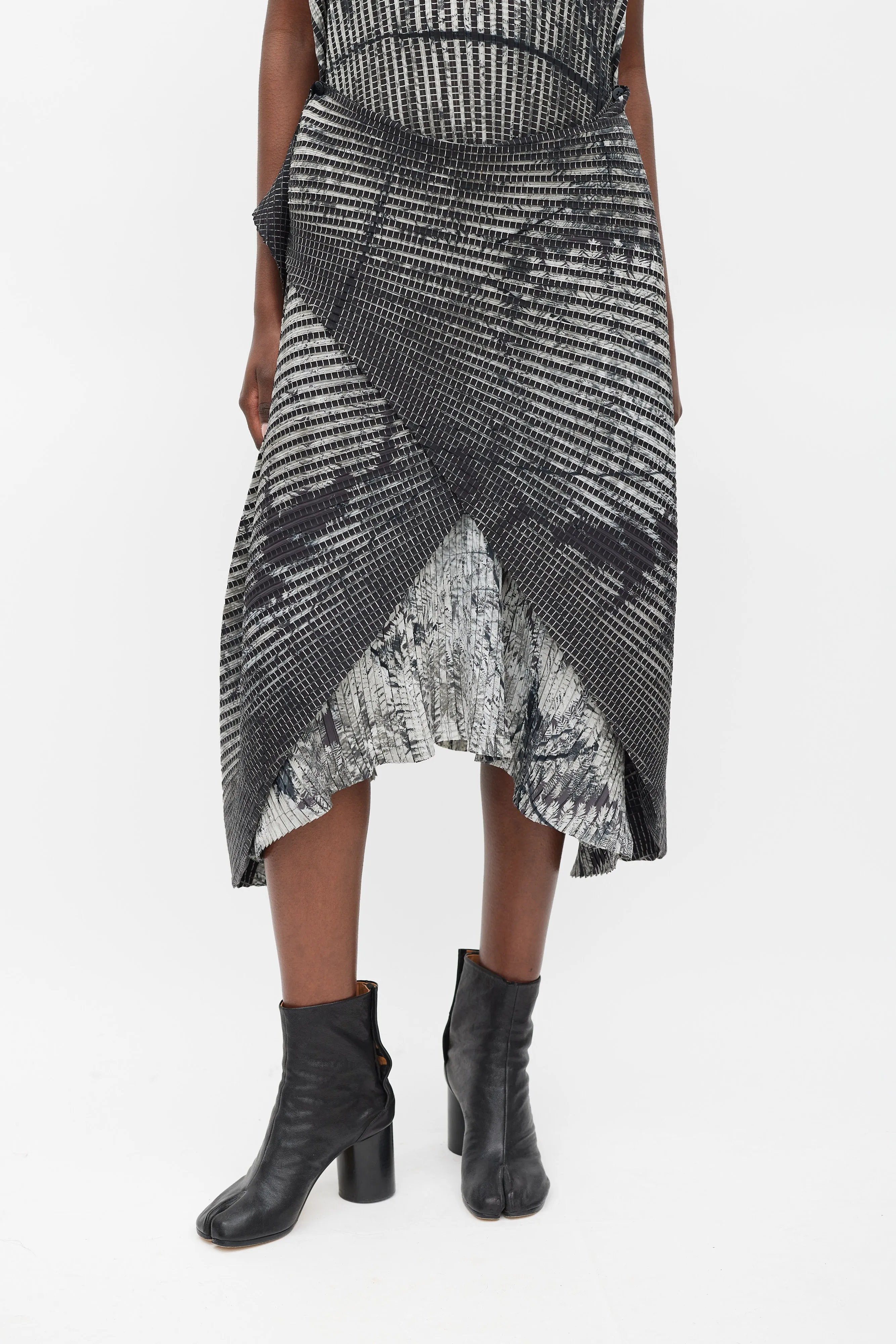 Black & Grey Pleated Double Wrap Dress