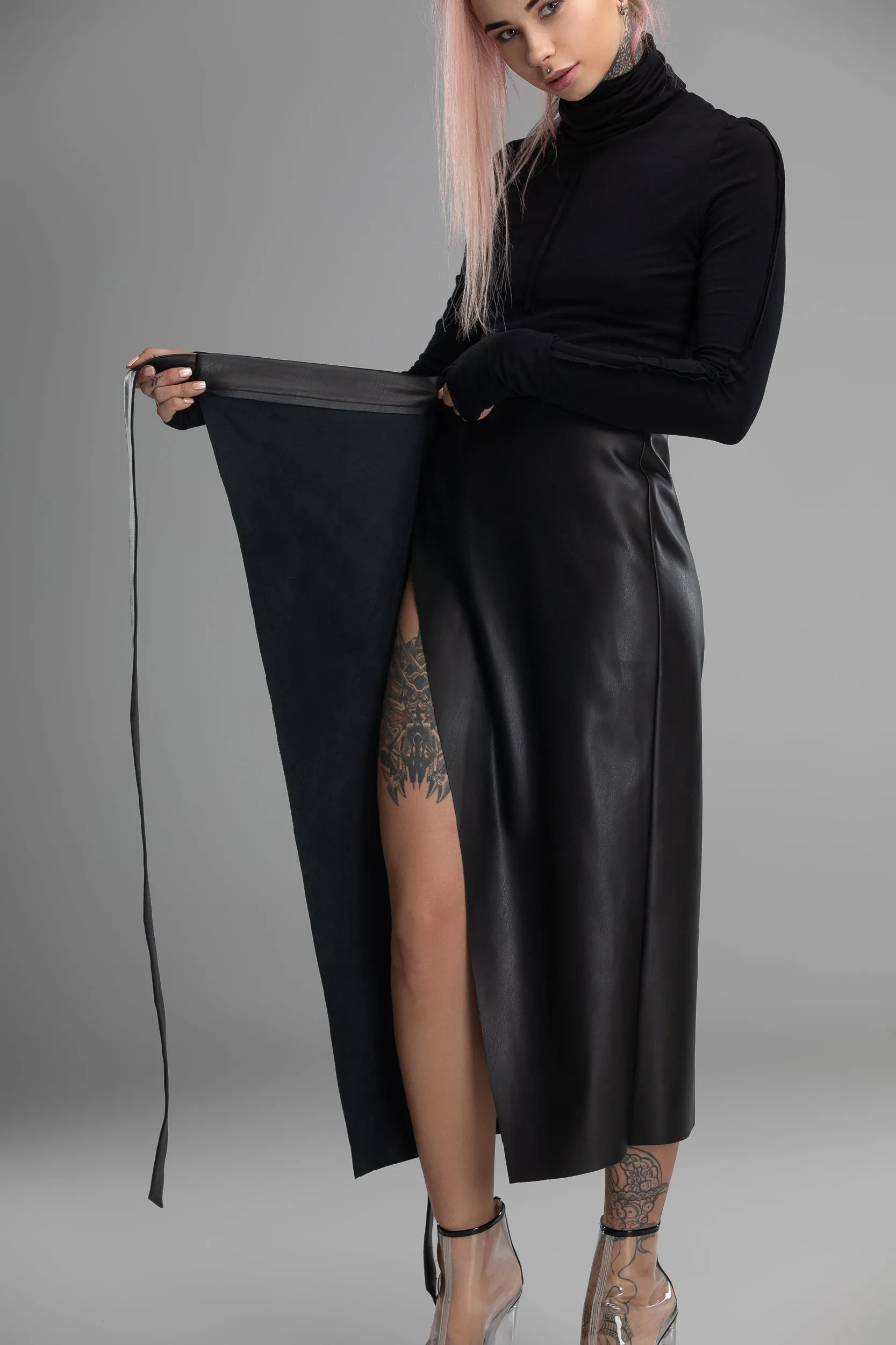 Black midi skirt