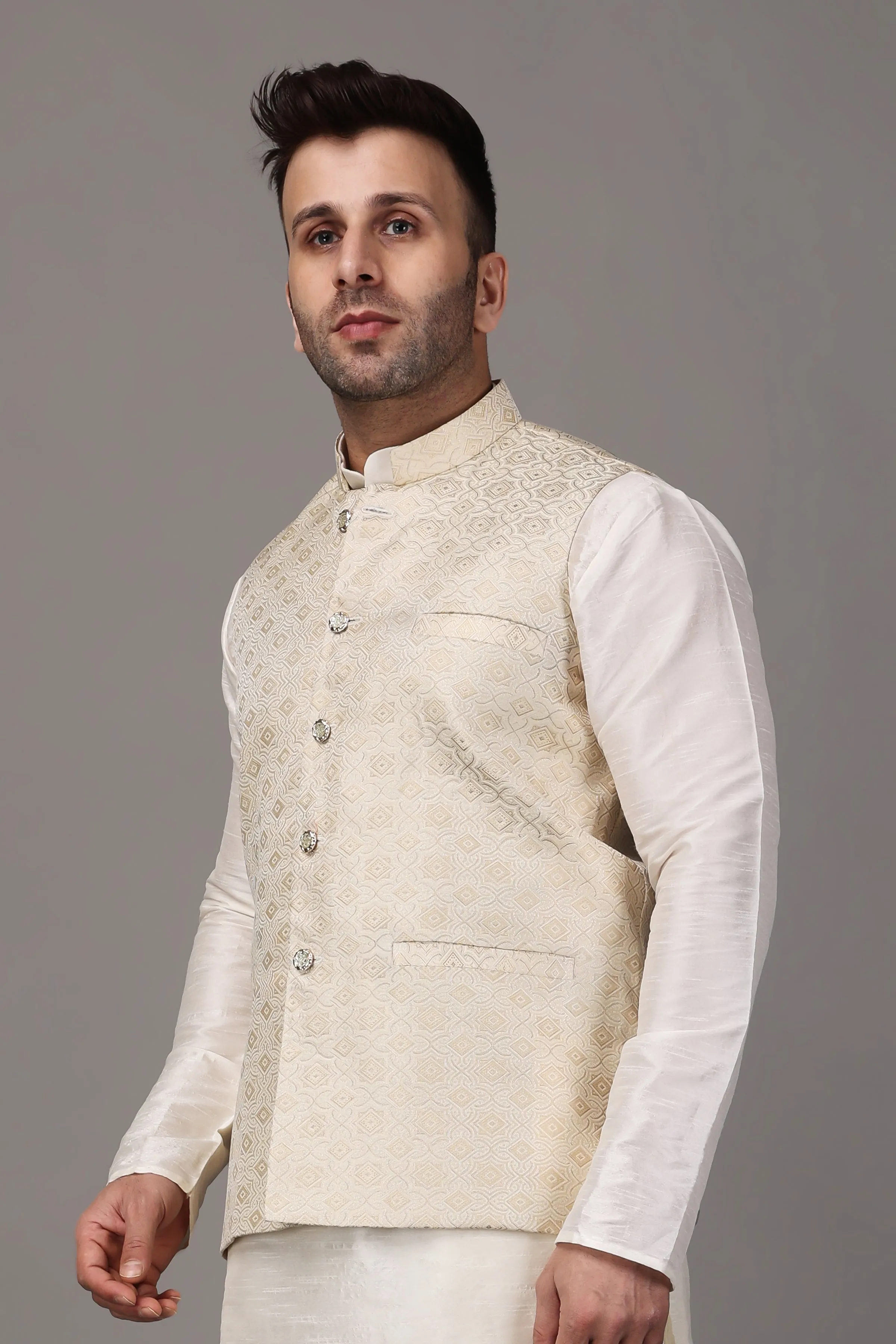 Creamy Radiance Kurta Vasket Set