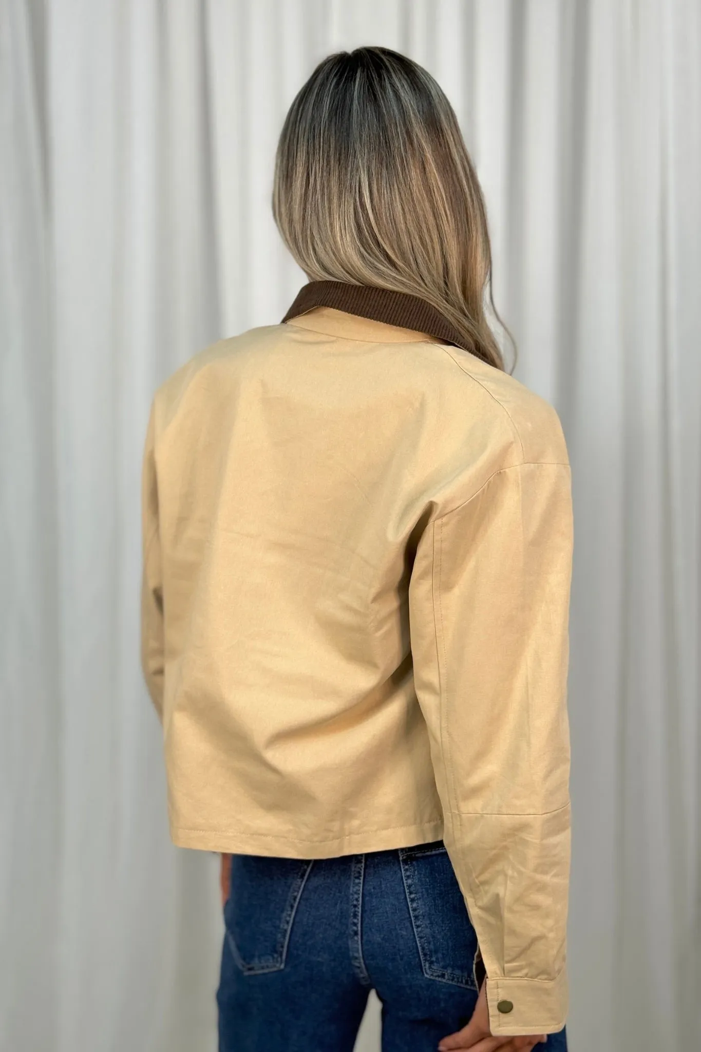 Daisy Cropped Jacket In Beige Mix