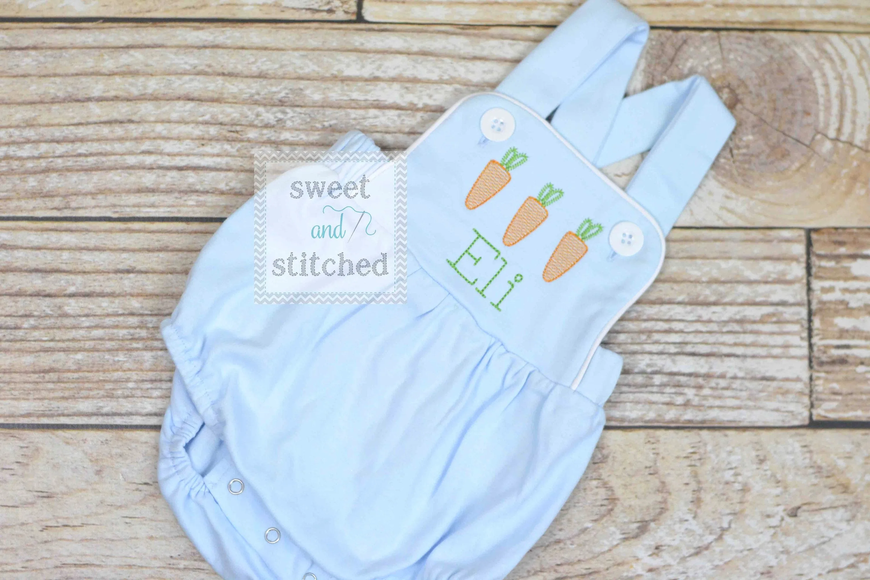 Monogrammed boys easter romper in baby blue, Boys easter outfit with carrots, baby boy bubble romper, baby boy easter carrot romper