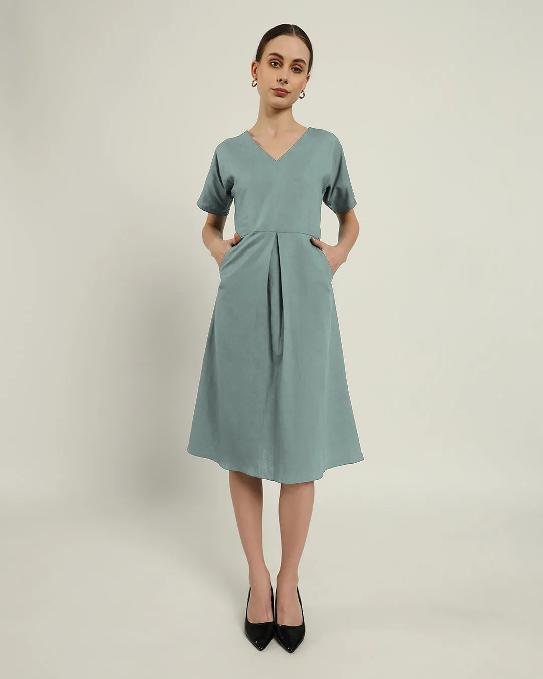 The Memphis Daisy Carolina Linen Dress