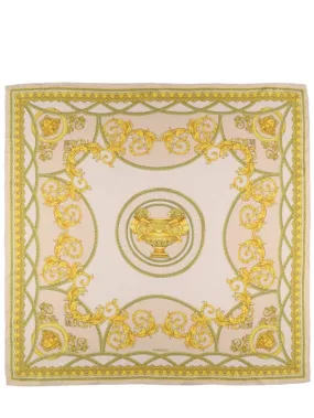 Versace   La Coupe printed silk twill foulard 